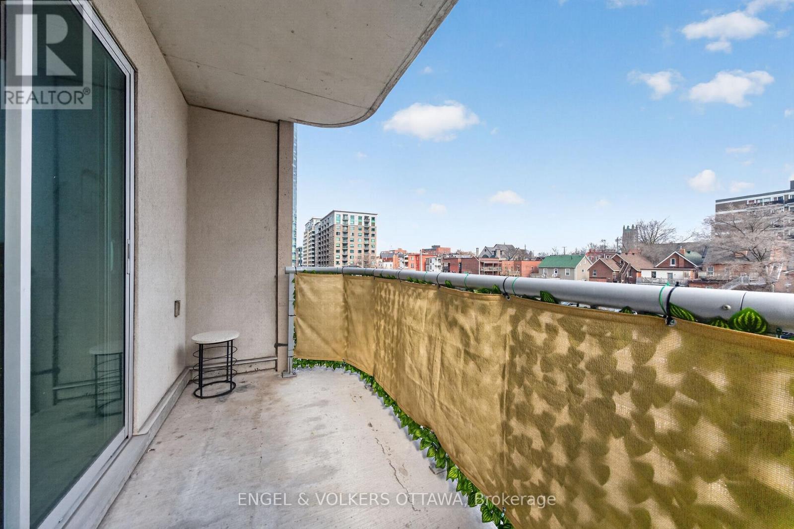 408 - 200 RIDEAU STREET — photo 44