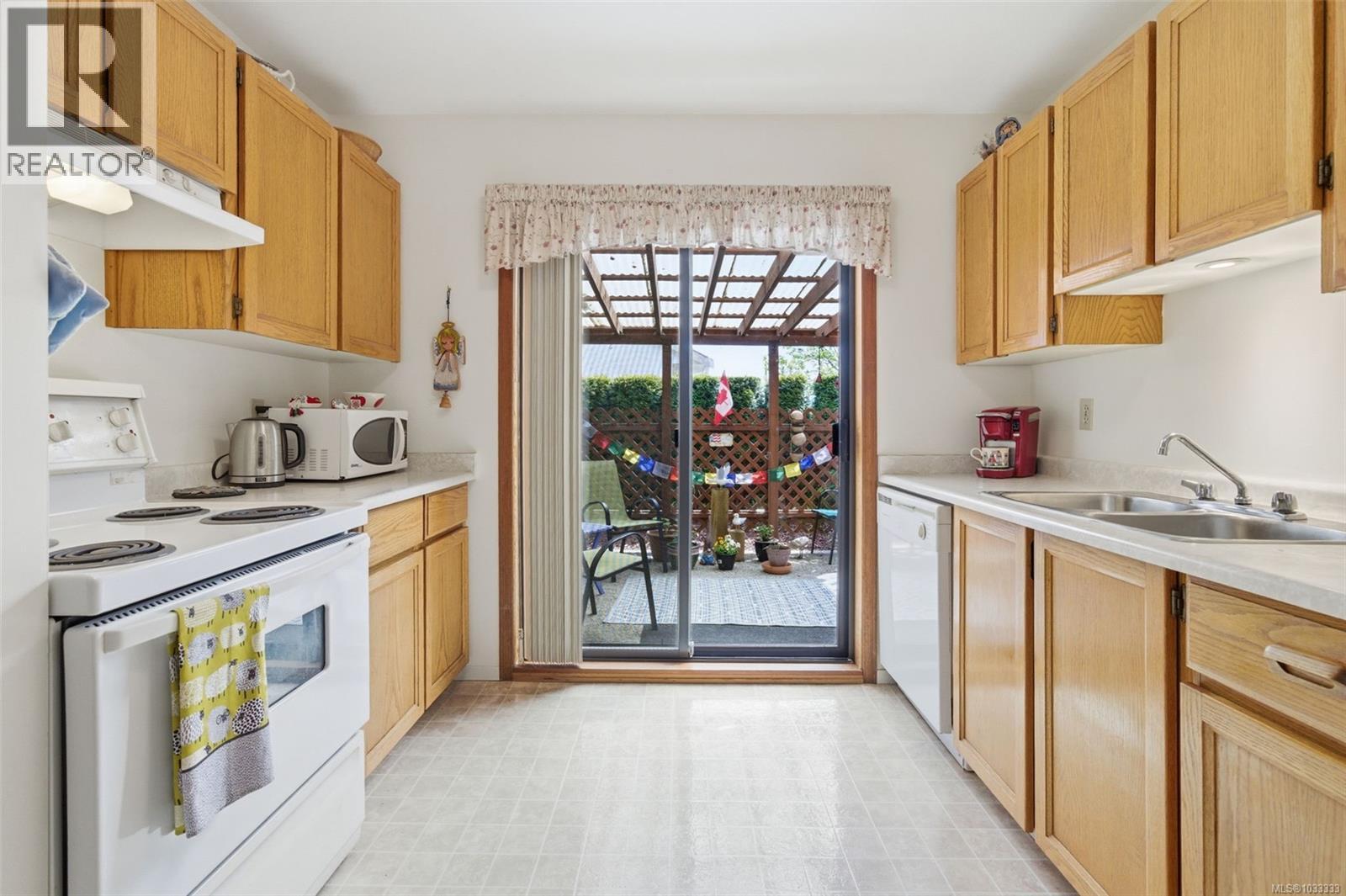  2163 Firwood Place, Sooke