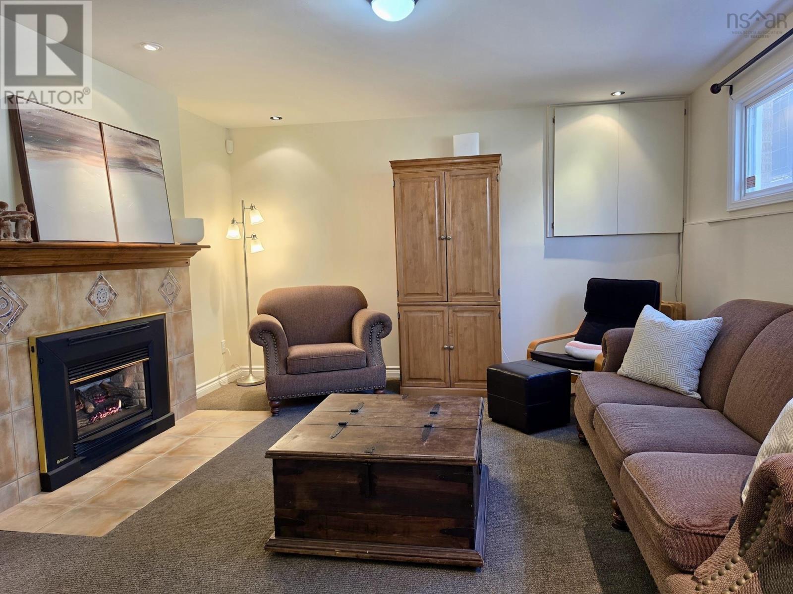 Property 19 of 37 of 3 Beech Street