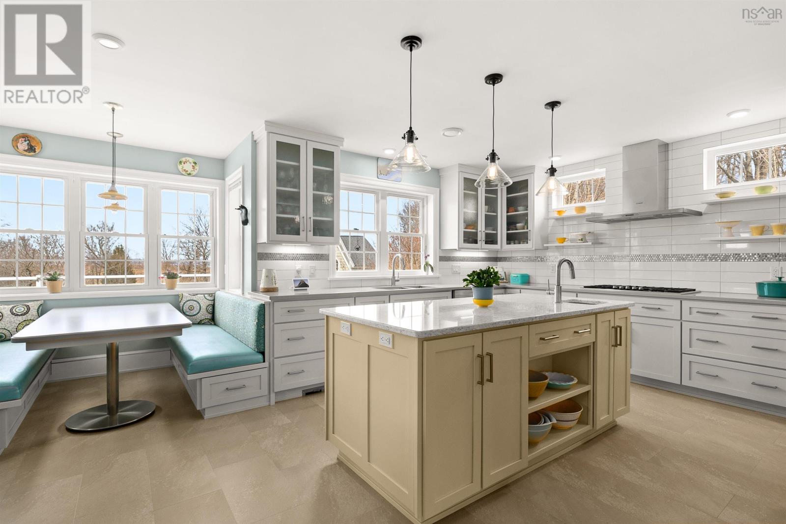 Property 17 of 51 of 186 Main Street