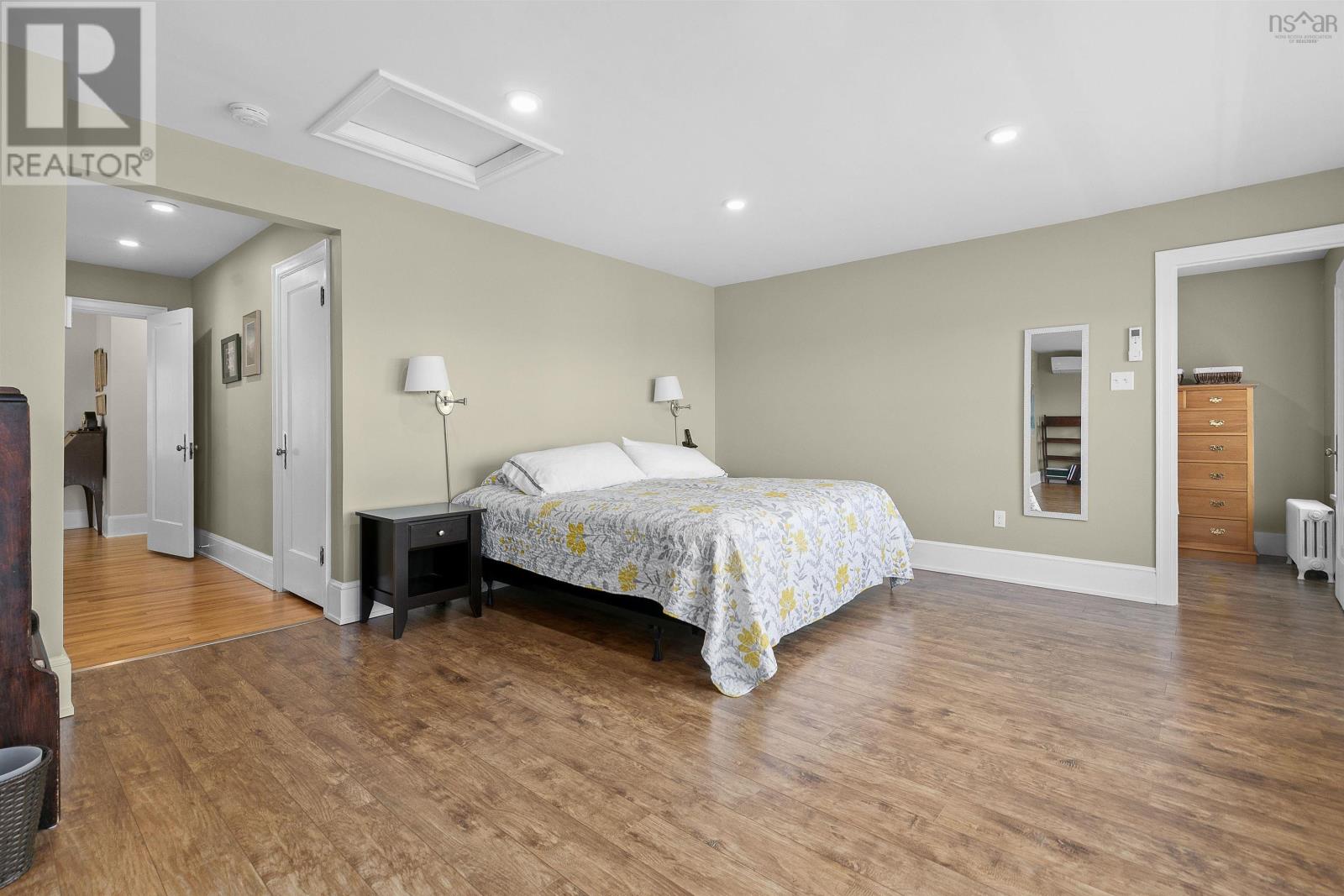 Property 26 of 51 of 186 Main Street