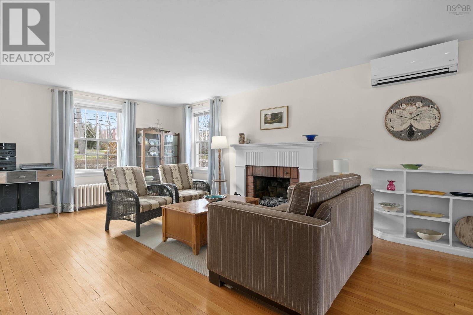 Property 6 of 51 of 186 Main Street