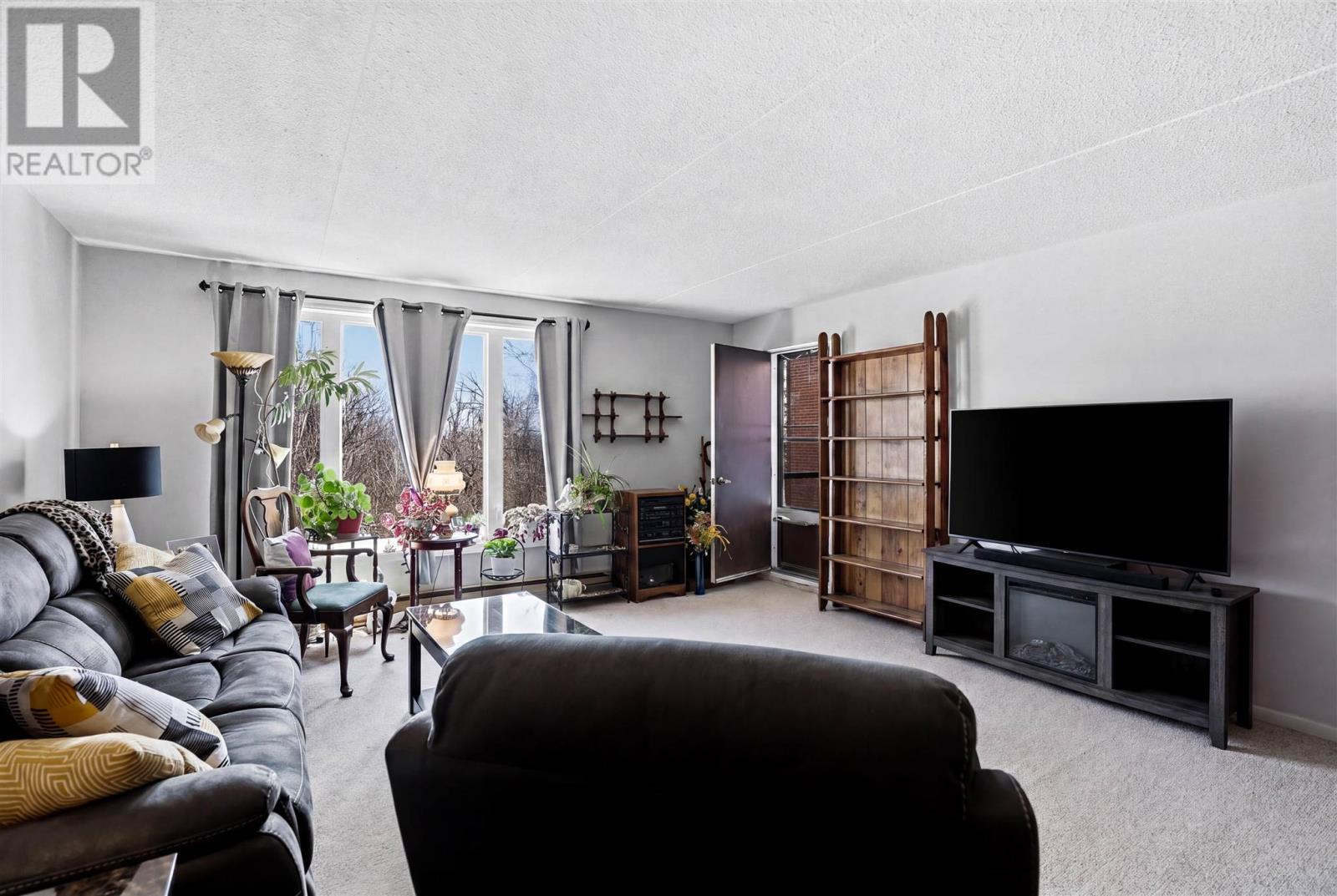 313 MacDonald AVE # 305, Sault Ste. Marie, Ontario, P6B5Y9 — Photo 3