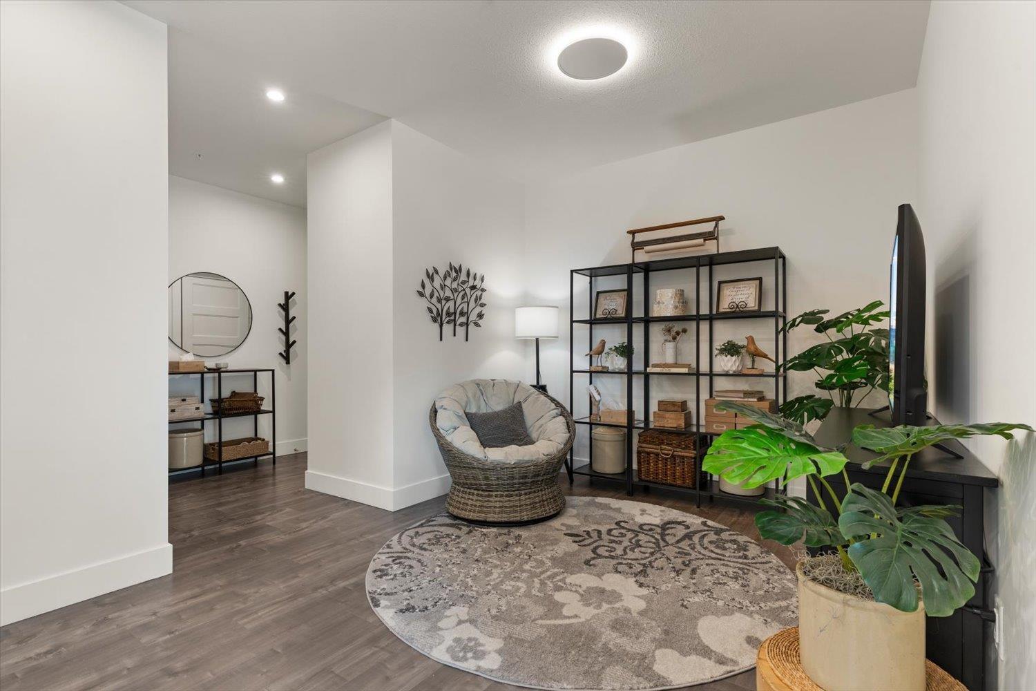 204 5384 TYEE LANE, Garrison Crossing — photo 22
