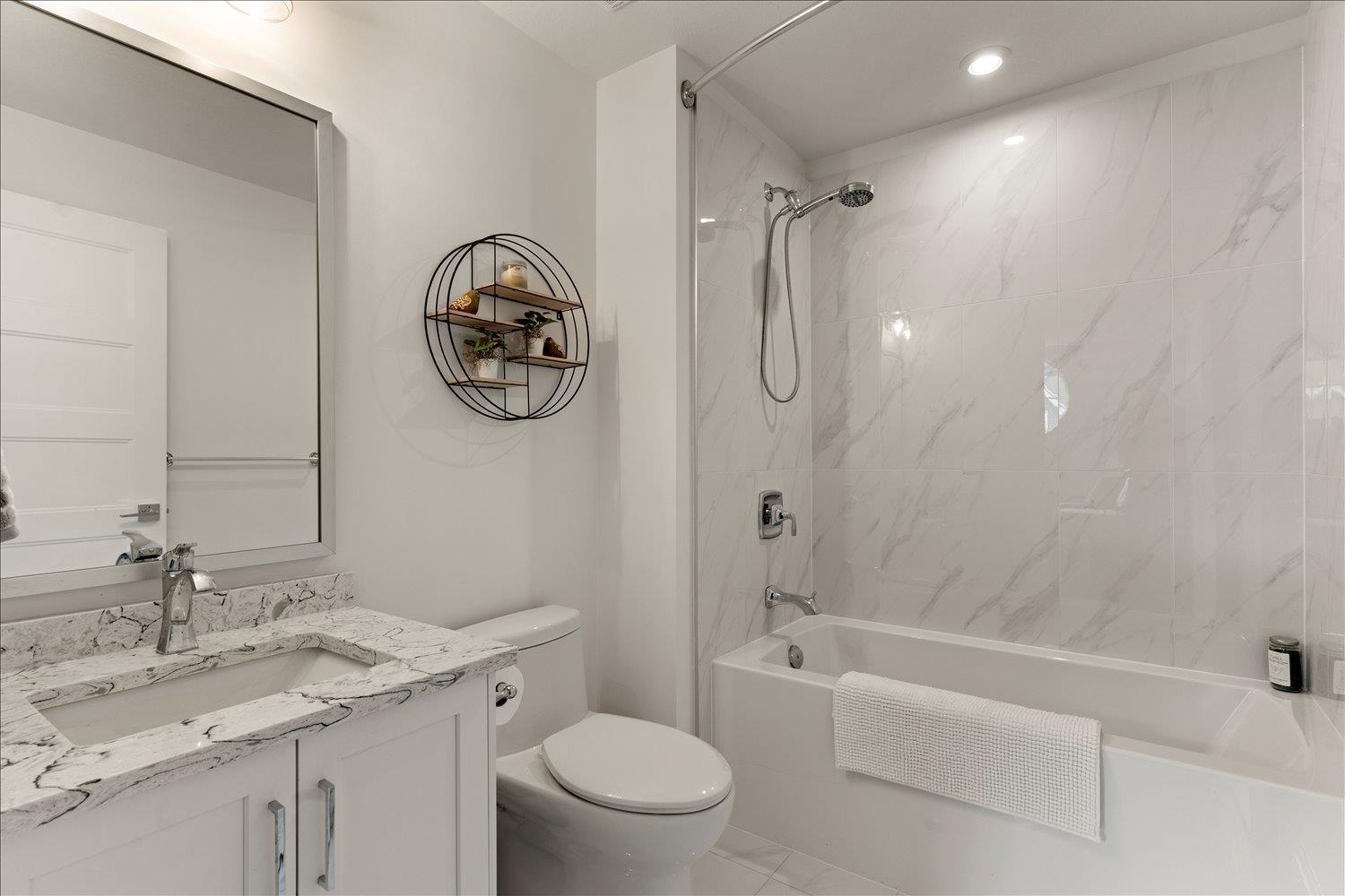 204 5384 TYEE LANE, Garrison Crossing — photo 31