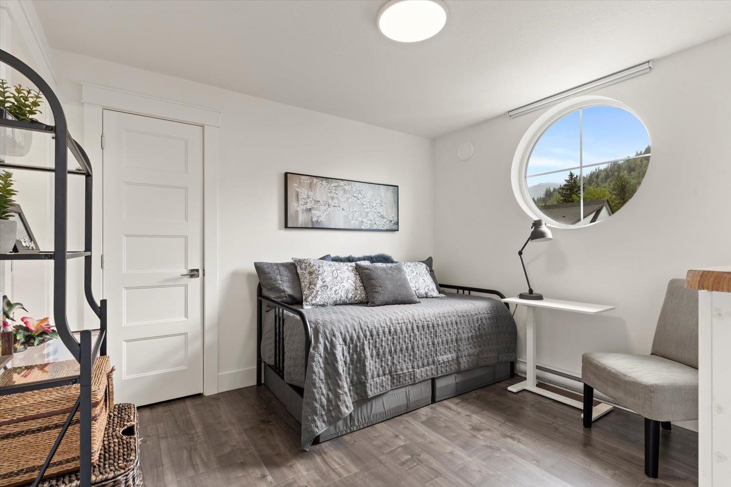 204 5384 TYEE LANE, Garrison Crossing — photo 34