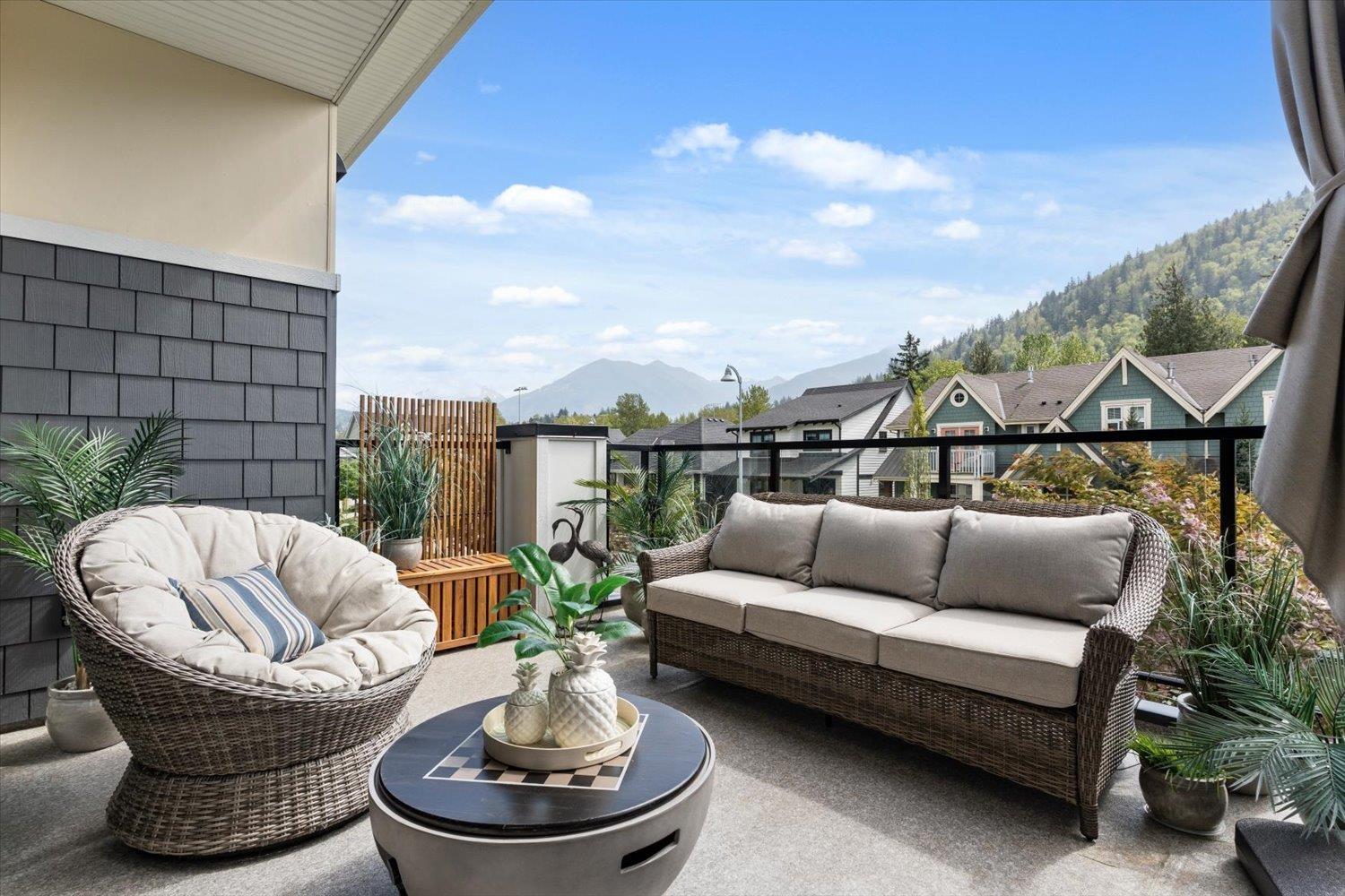 204 5384 TYEE LANE, Garrison Crossing — photo 37