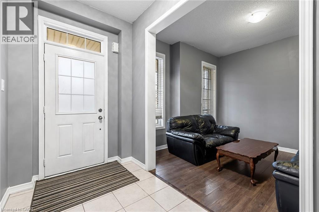 20 GILLESPIE Drive — photo 21