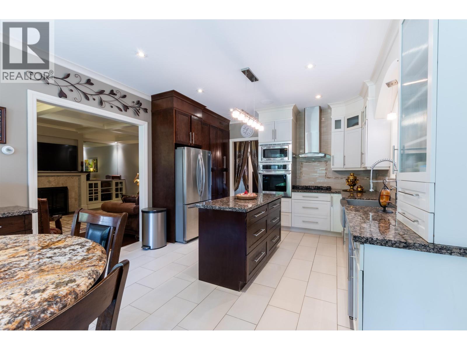 Photo 11 of 41 — 9845 HALDI ROAD · Prince George, BC