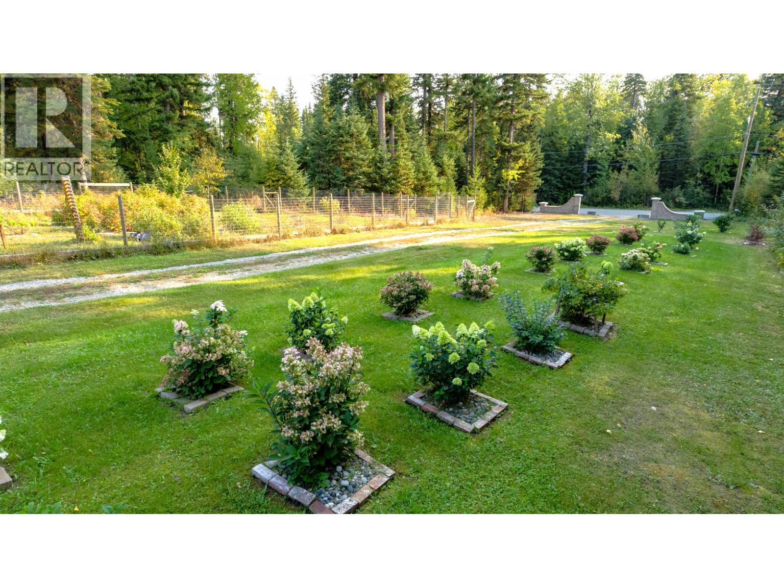 Photo 8 of 41 — 9845 HALDI ROAD · Prince George, BC