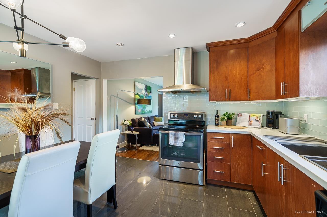 11230 82 Avenue, Delta