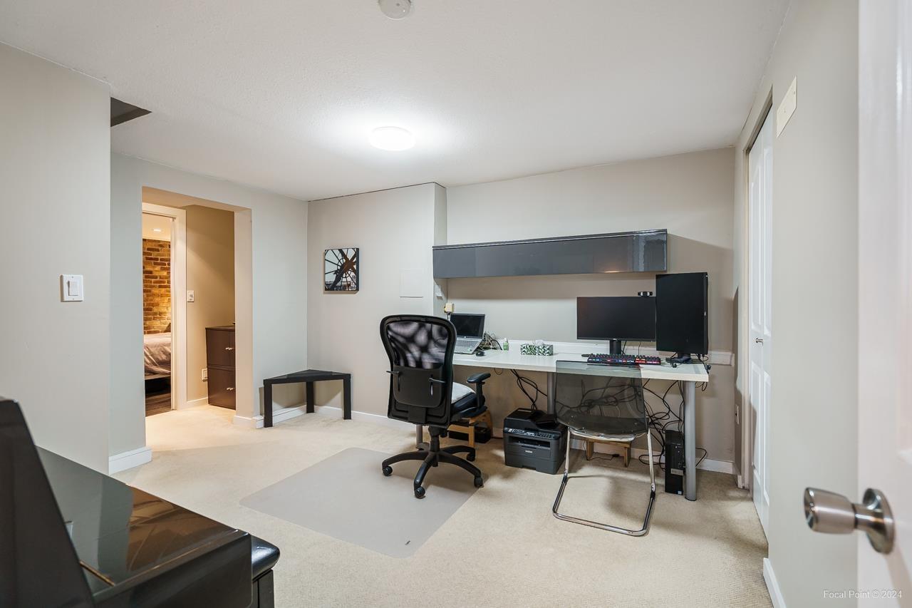 11230 82 Avenue, Delta