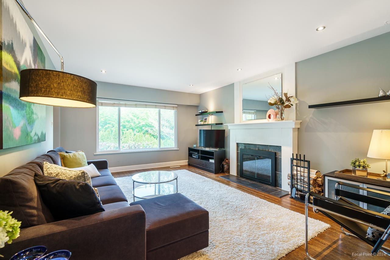 11230 82 Avenue, Delta