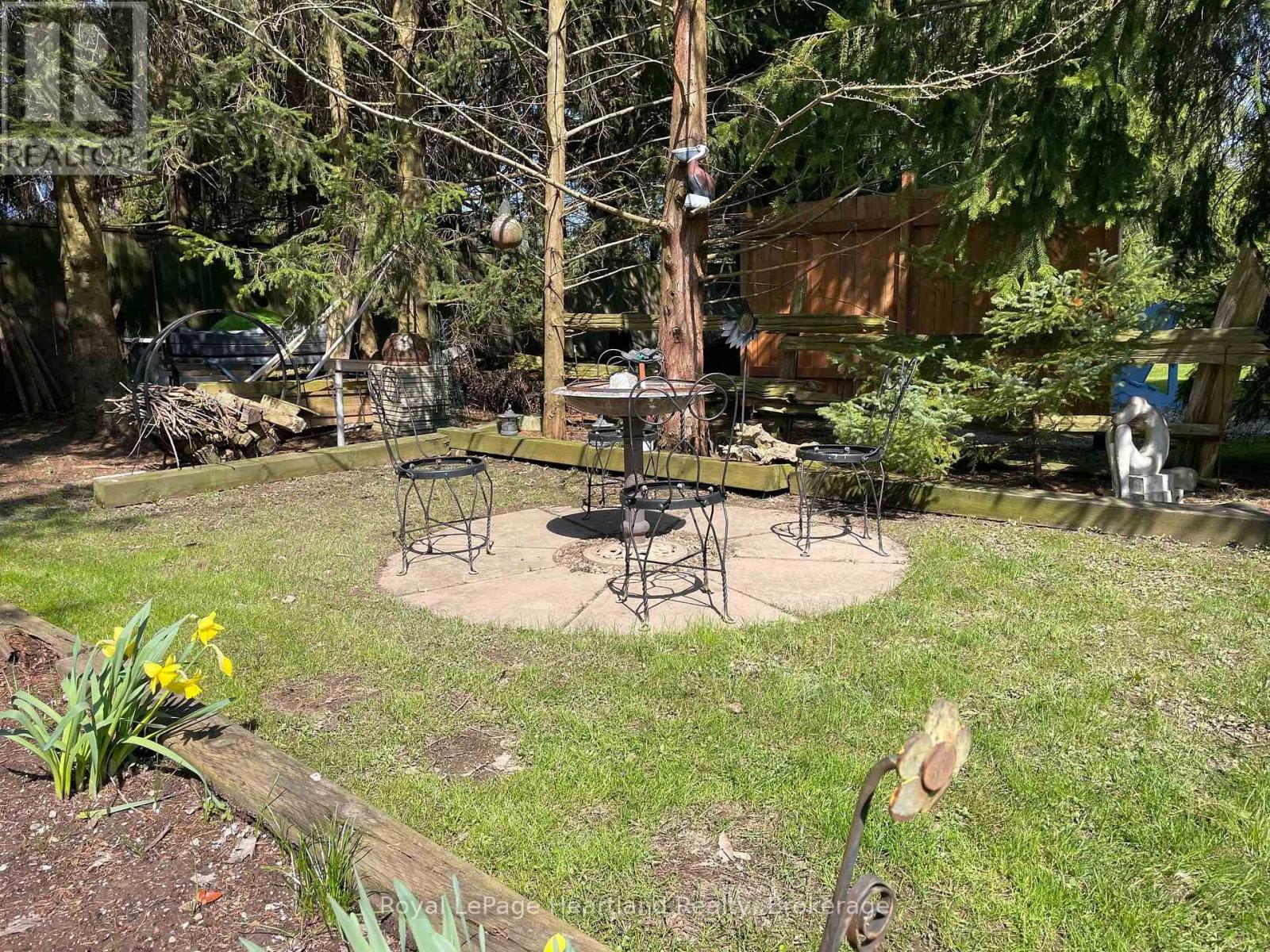 11 - 77719 BLUEWATER HIGHWAY - 2