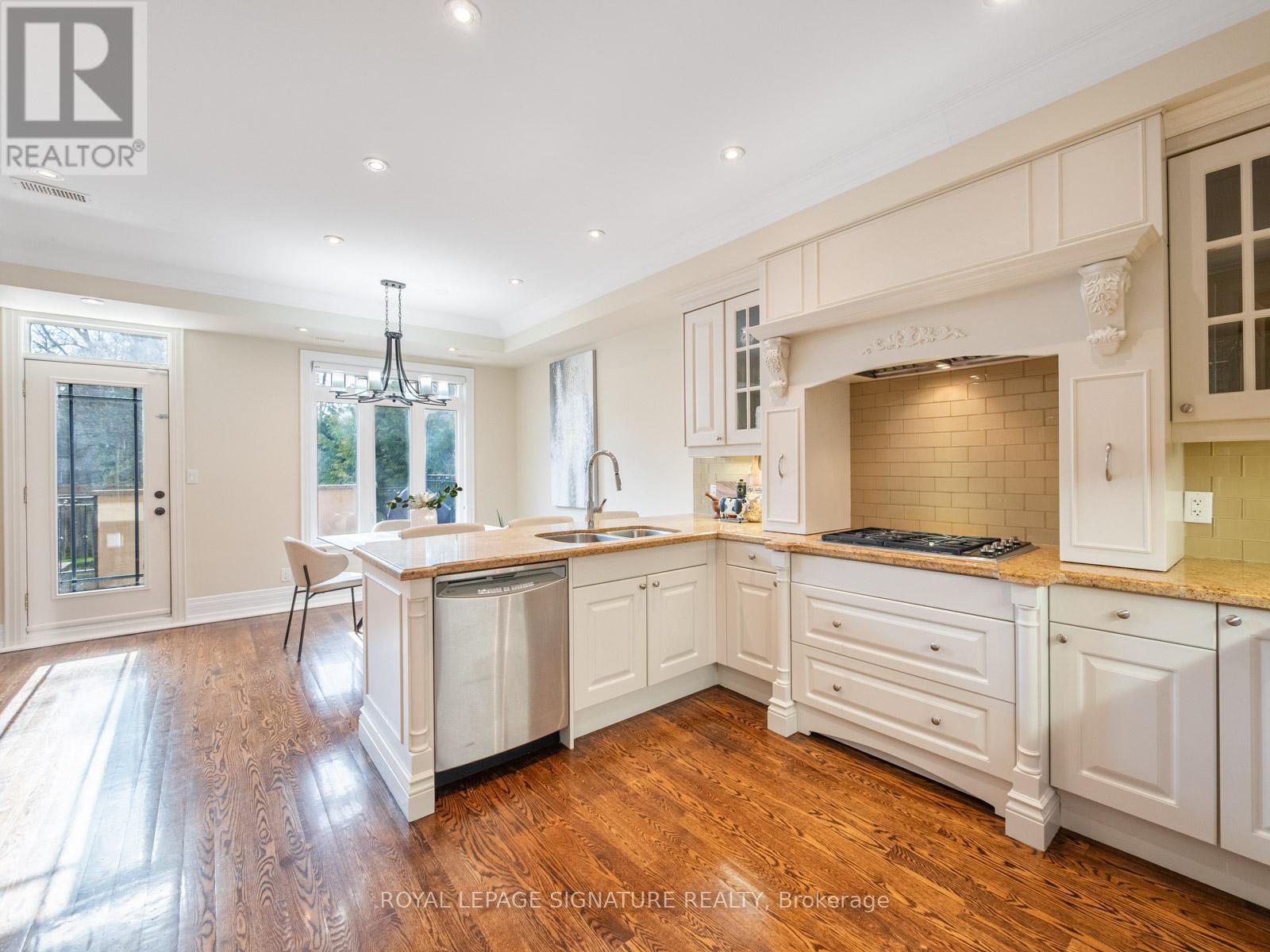 3002 BAYVIEW AVENUE — photo 12