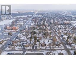 24 Maple Street, Aurora, ON L4G1K9 Photo 9