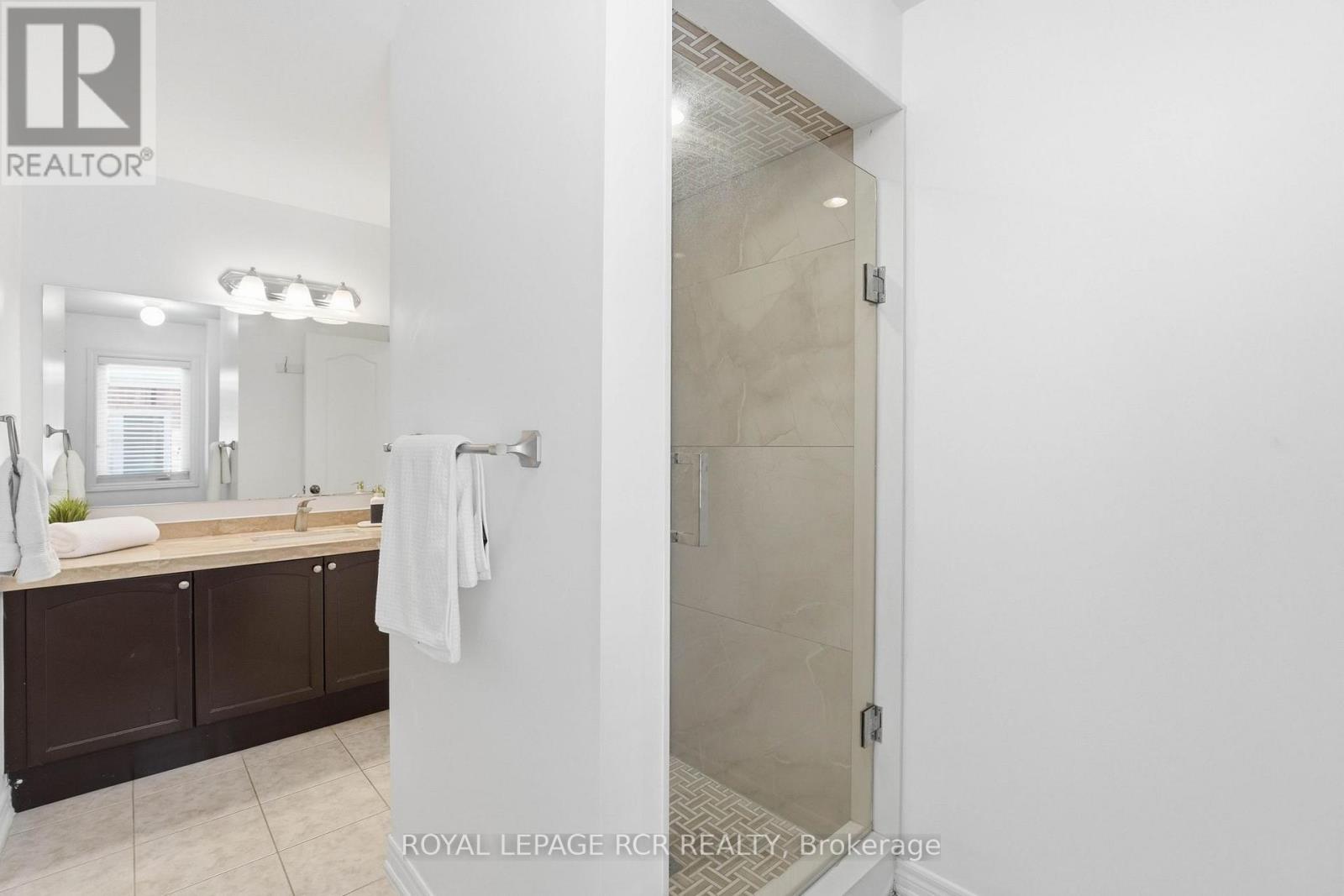 18 KERR LANE — photo 25
