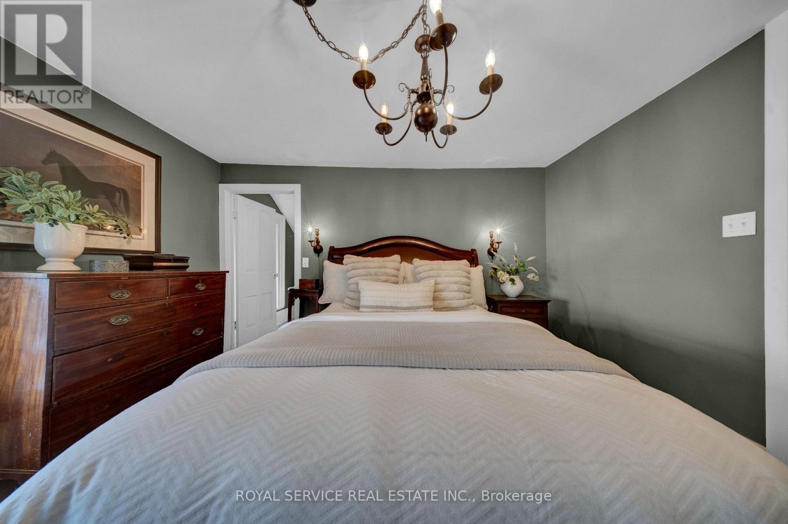 Primary Bedroom, Private Ensuite Bath & 2 closets