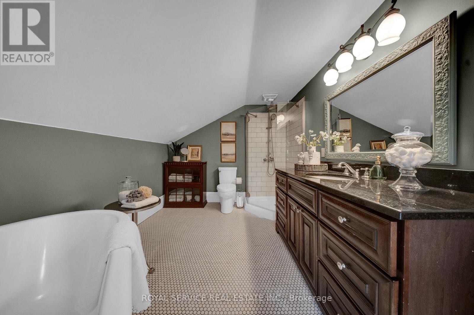 3775 GANARASKA ROAD - 32