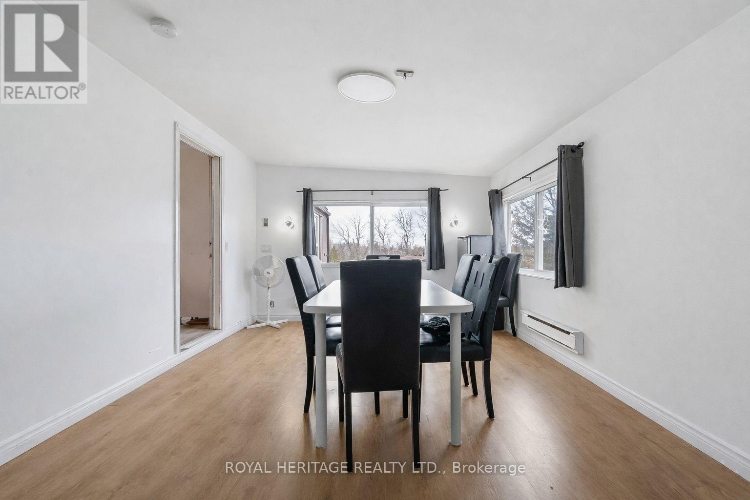 16 FENELON WAY - 14