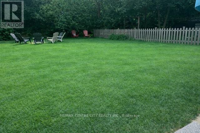 233 COLBORNE STREET Property Photo