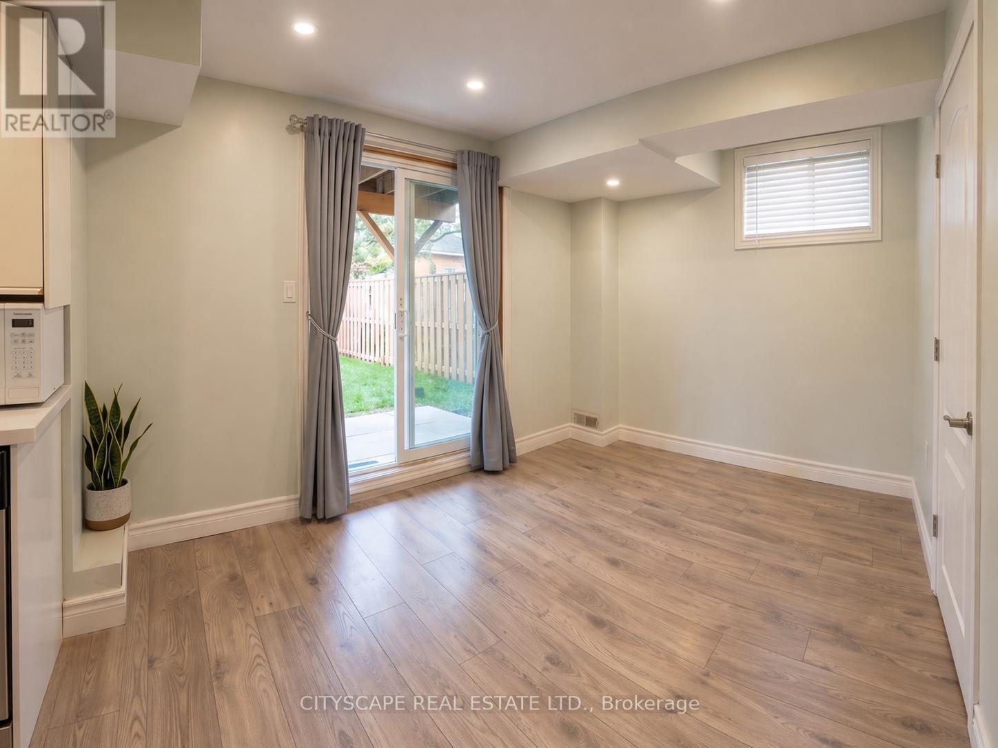 106 TIANALEE CRESCENT - 42