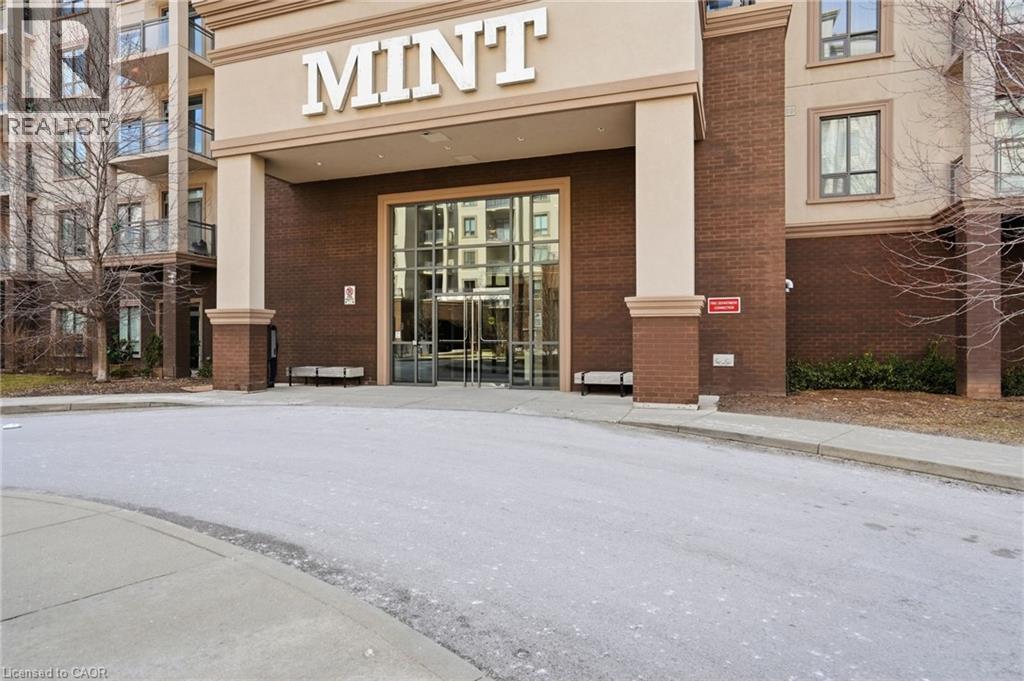 2490 OLD BRONTE Road Unit# 720, Oakville, Ontario, L6M0Y5 — Photo 4