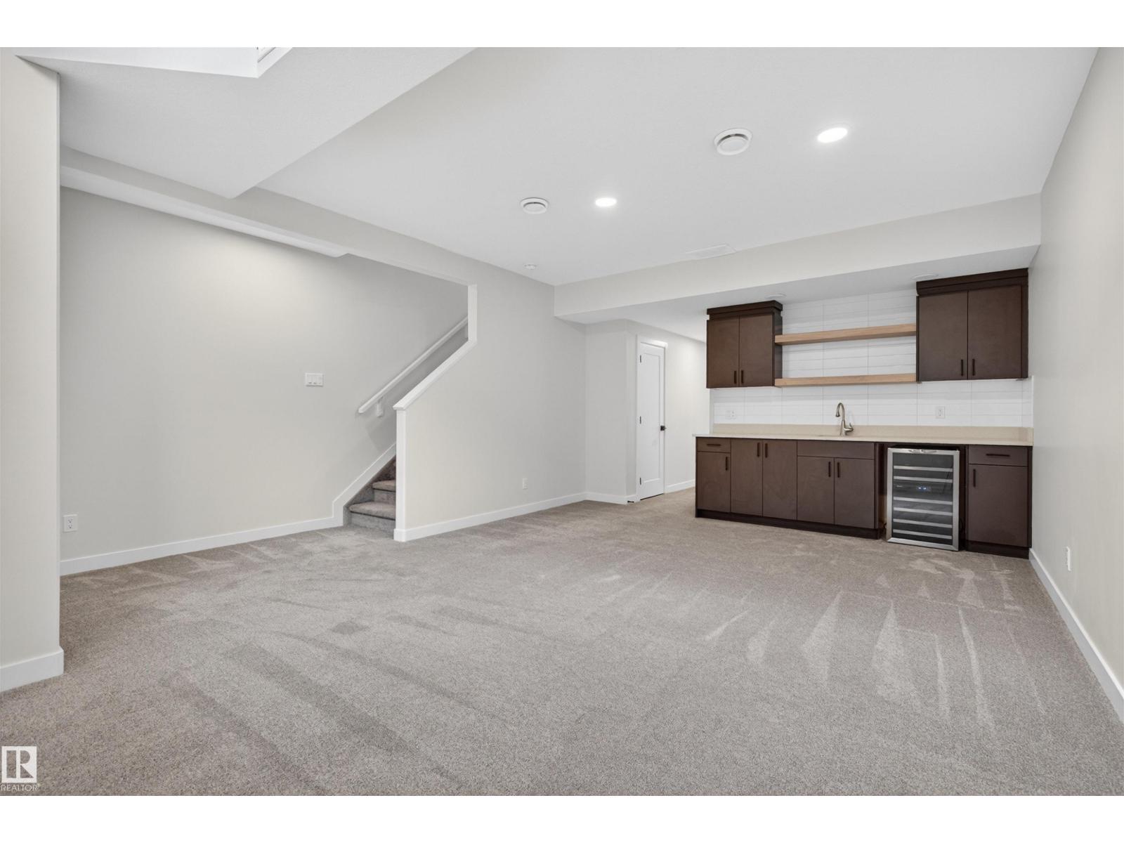 2937 COUGHLAN GR SW, Edmonton