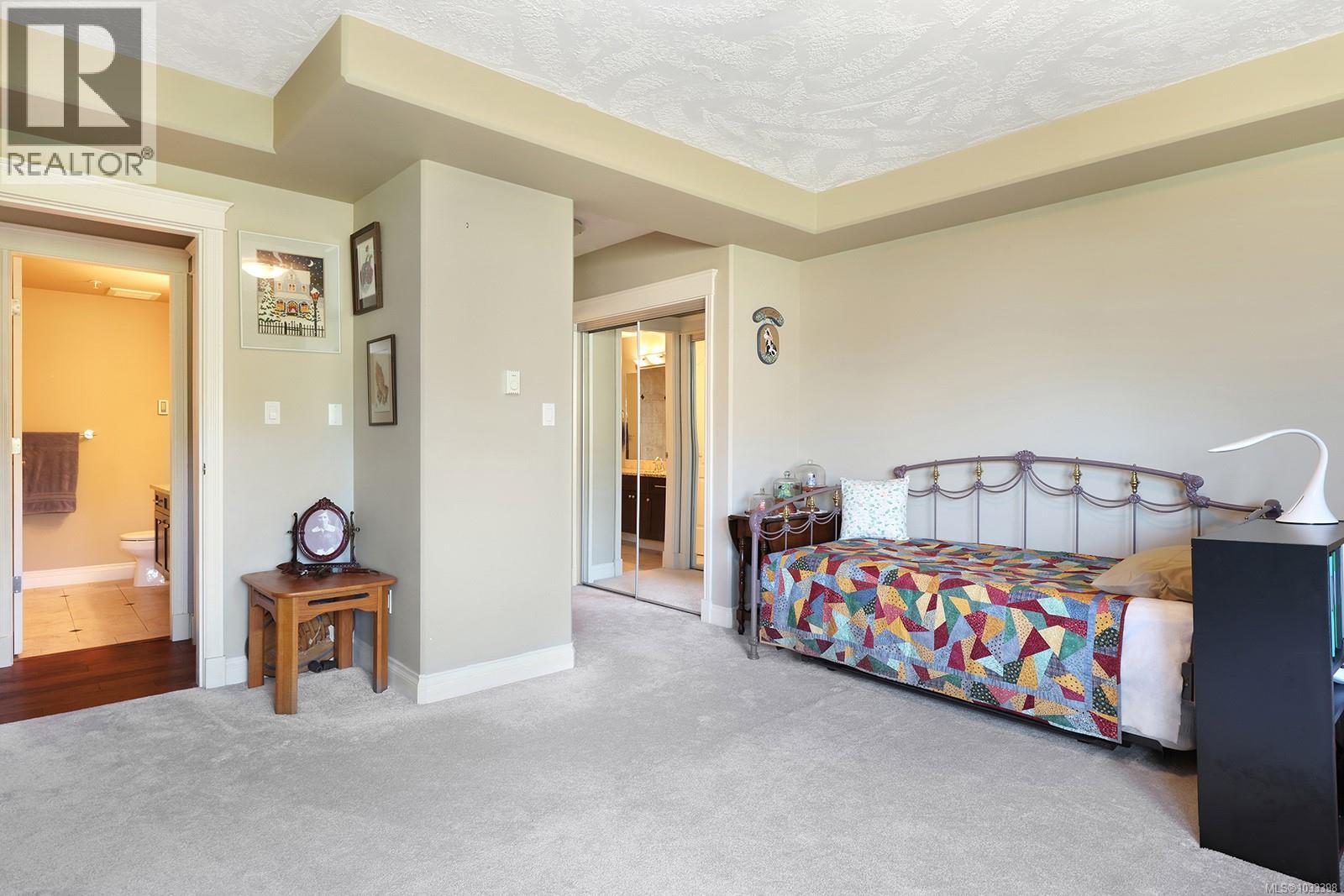 #435 3666 Royal Vista Way - 18