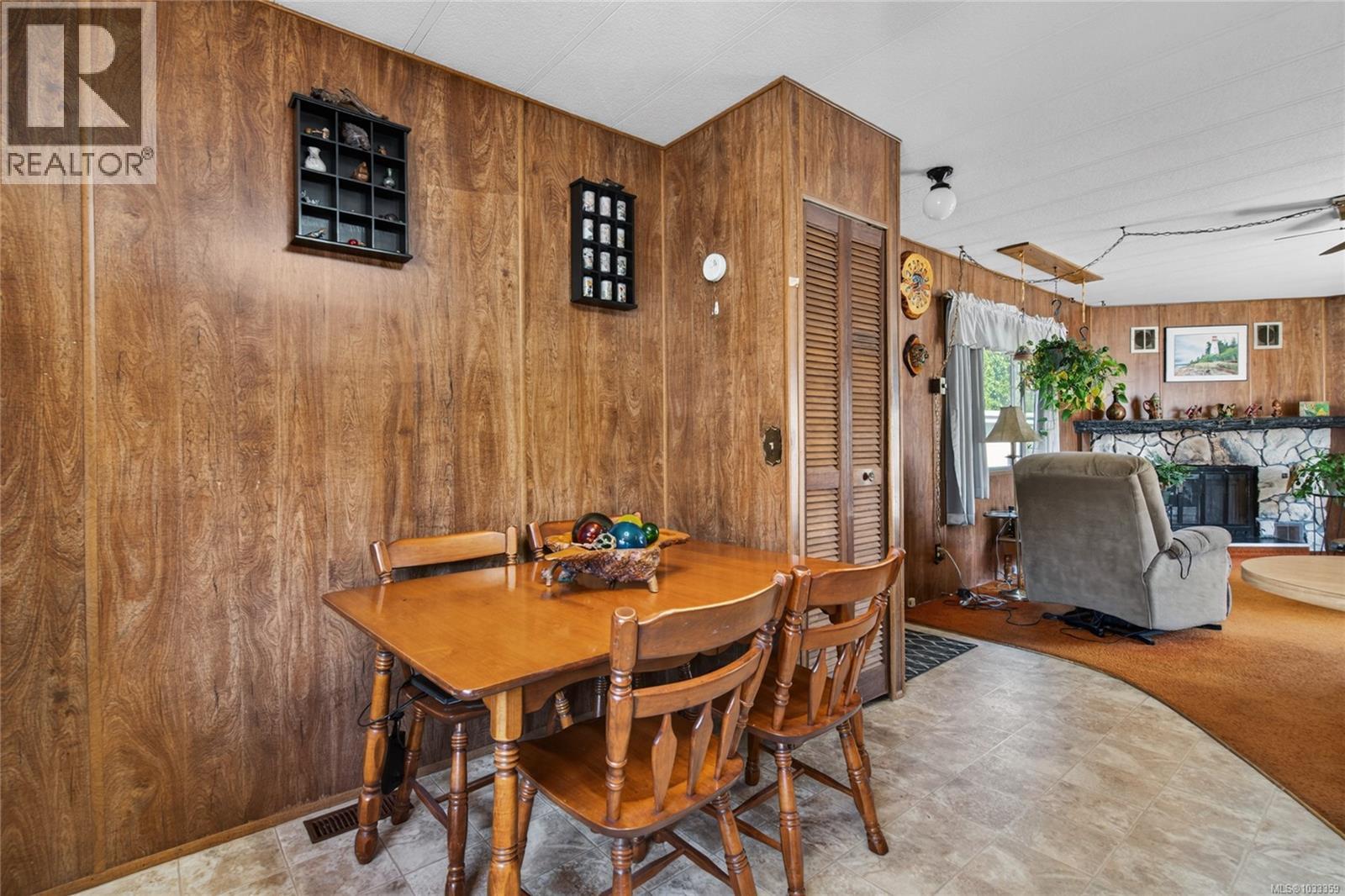 #19 951 Homewood Rd - 10