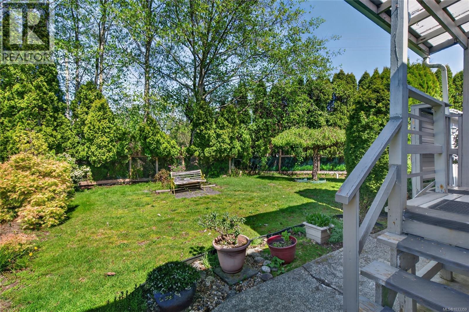 #19 951 Homewood Rd - Image 2