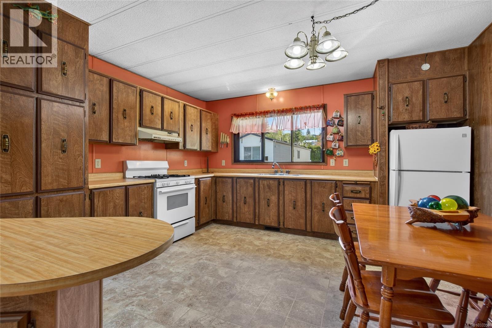 #19 951 Homewood Rd - 5