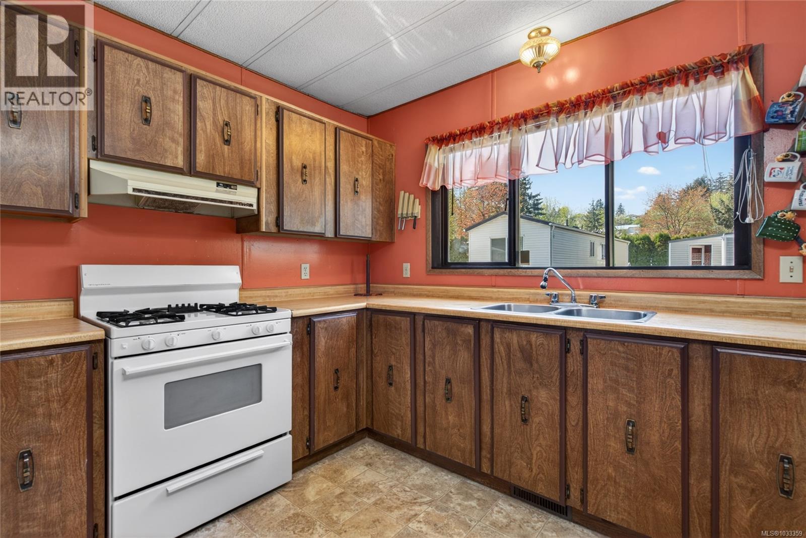 #19 951 Homewood Rd - 7