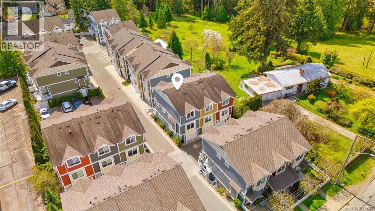 #112 6057 DOUMONT Rd - 25