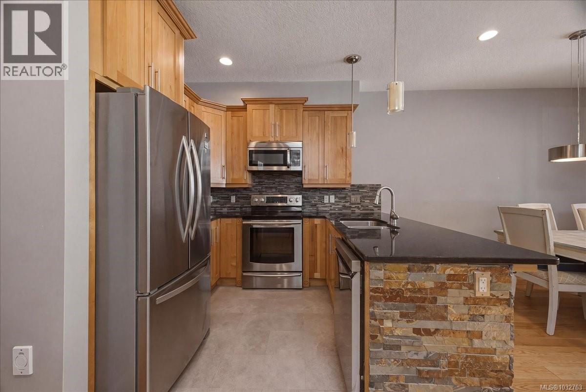 #112 6057 DOUMONT Rd - 4