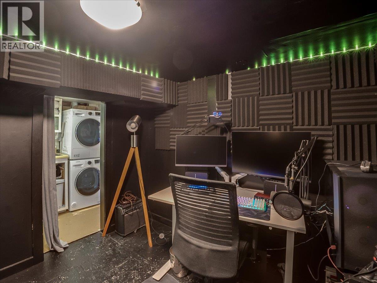 519 Carbonate Street - 54