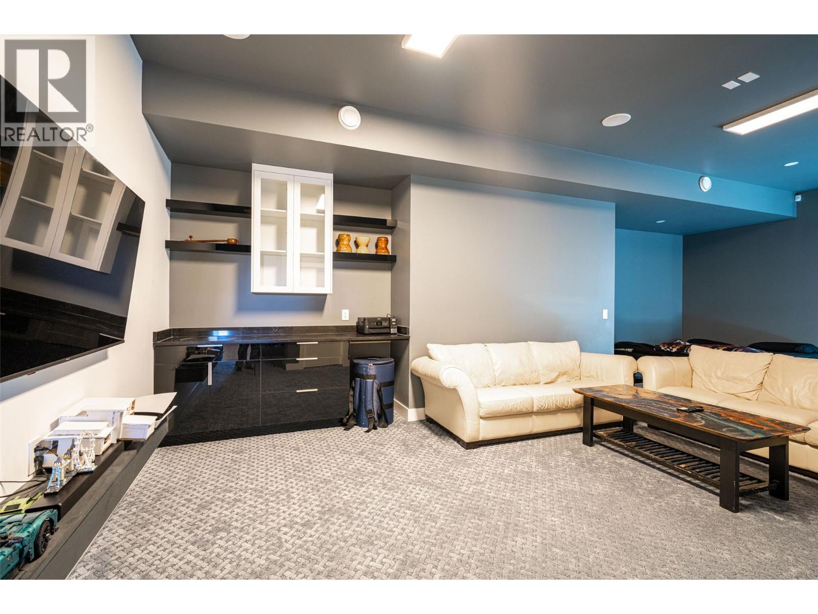 950 Mt Griffin Road, Vernon