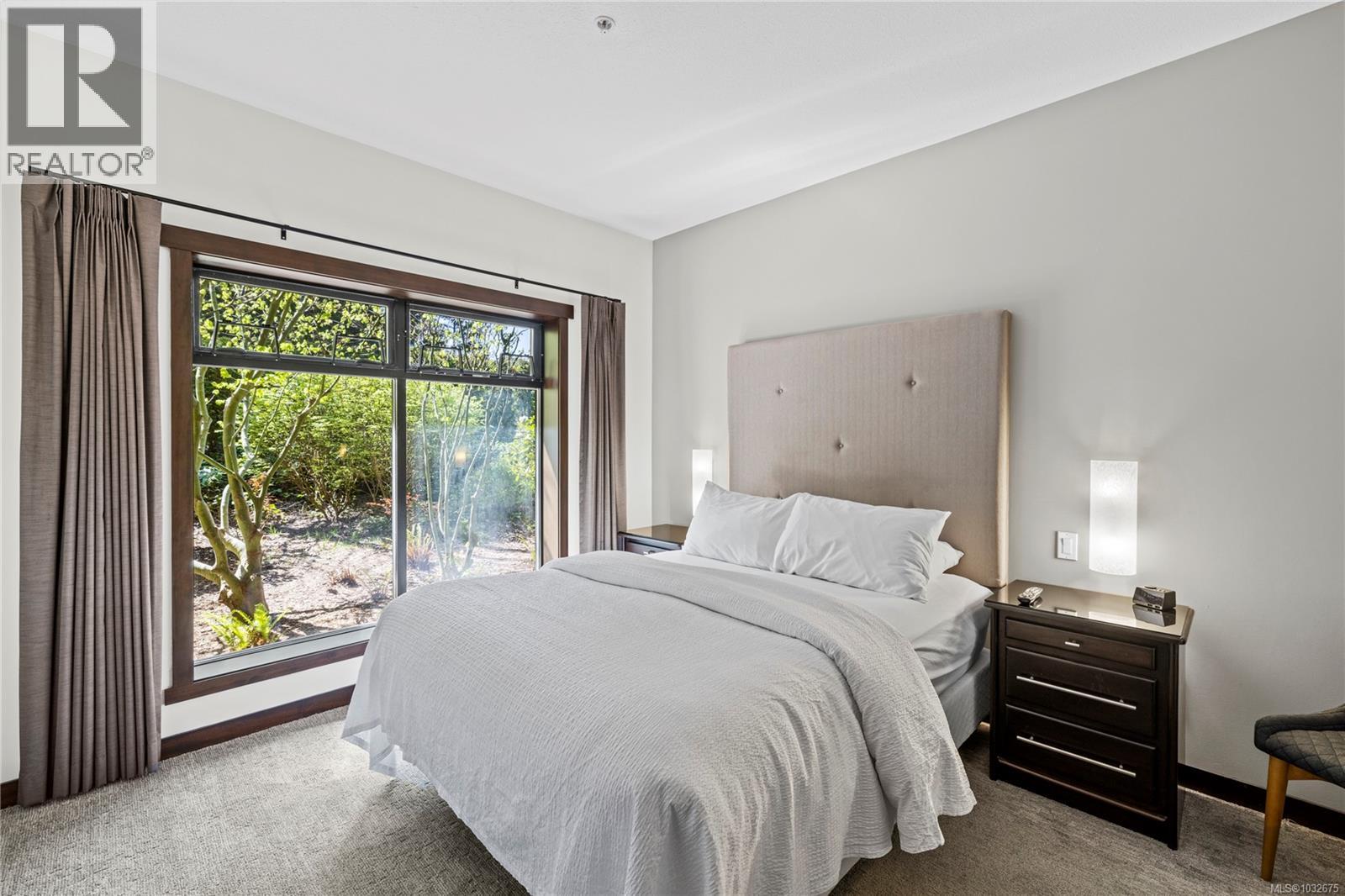 #114 1175 Resort Dr - 15