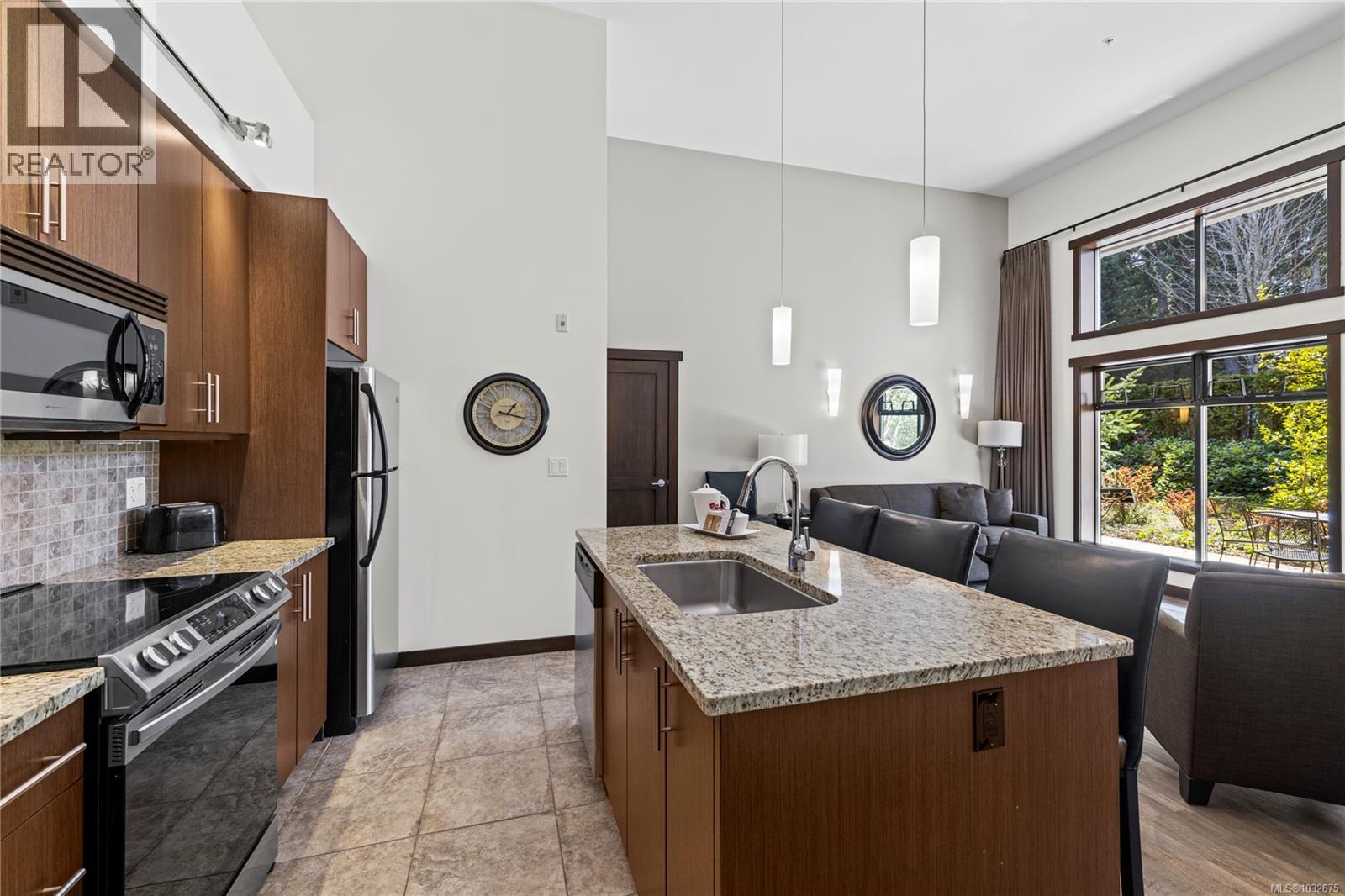 #114 1175 Resort Dr - 14