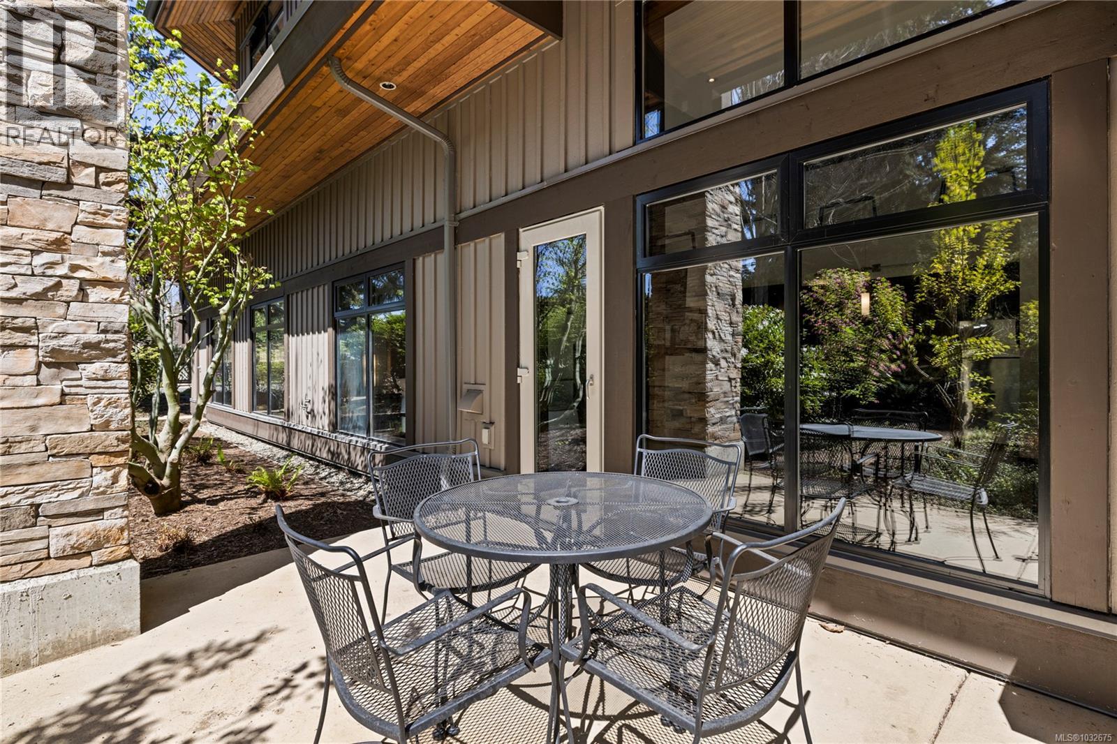 #114 1175 Resort Dr - 30