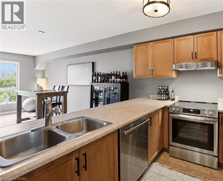 56 KERMAN Avenue Unit# 315, Grimsby, Ontario, L3M0A1 — Photo 8