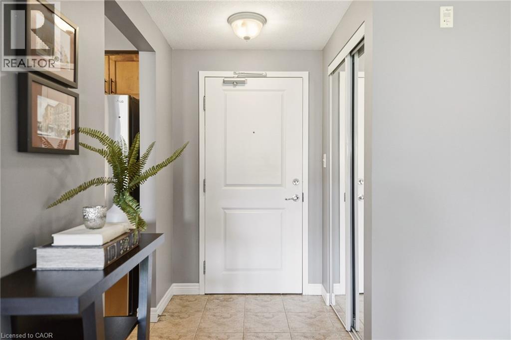 56 KERMAN Avenue Unit# 315, Grimsby, Ontario, L3M0A1 — Photo 4