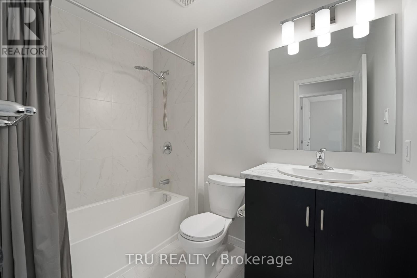 1 STOKES DRIVE — photo 27