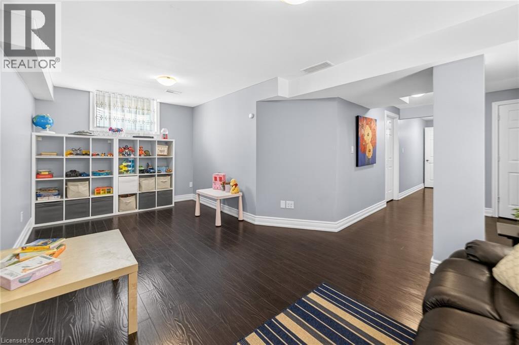 21 MULLIN Drive - 34
