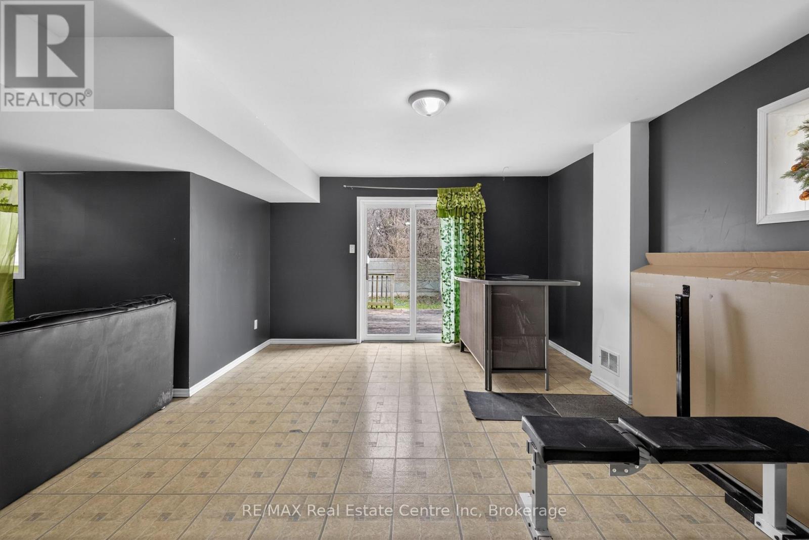 29 MILSON CRESCENT — photo 33