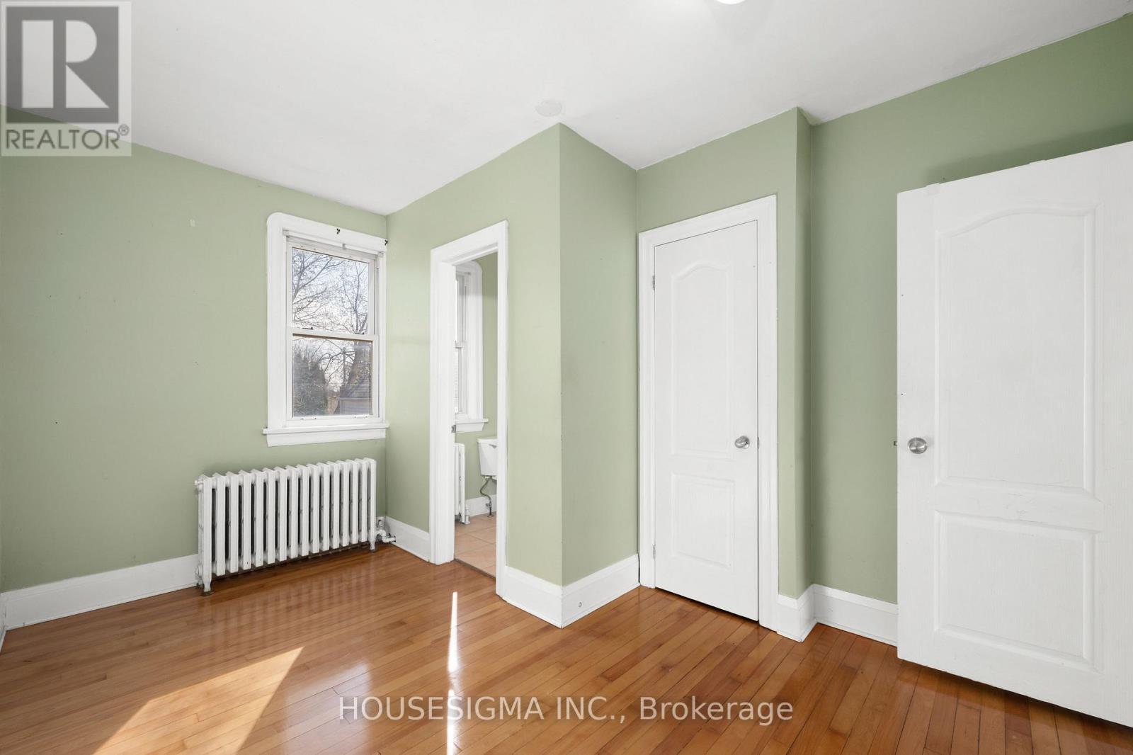 301 GIBBONS STREET - 14
