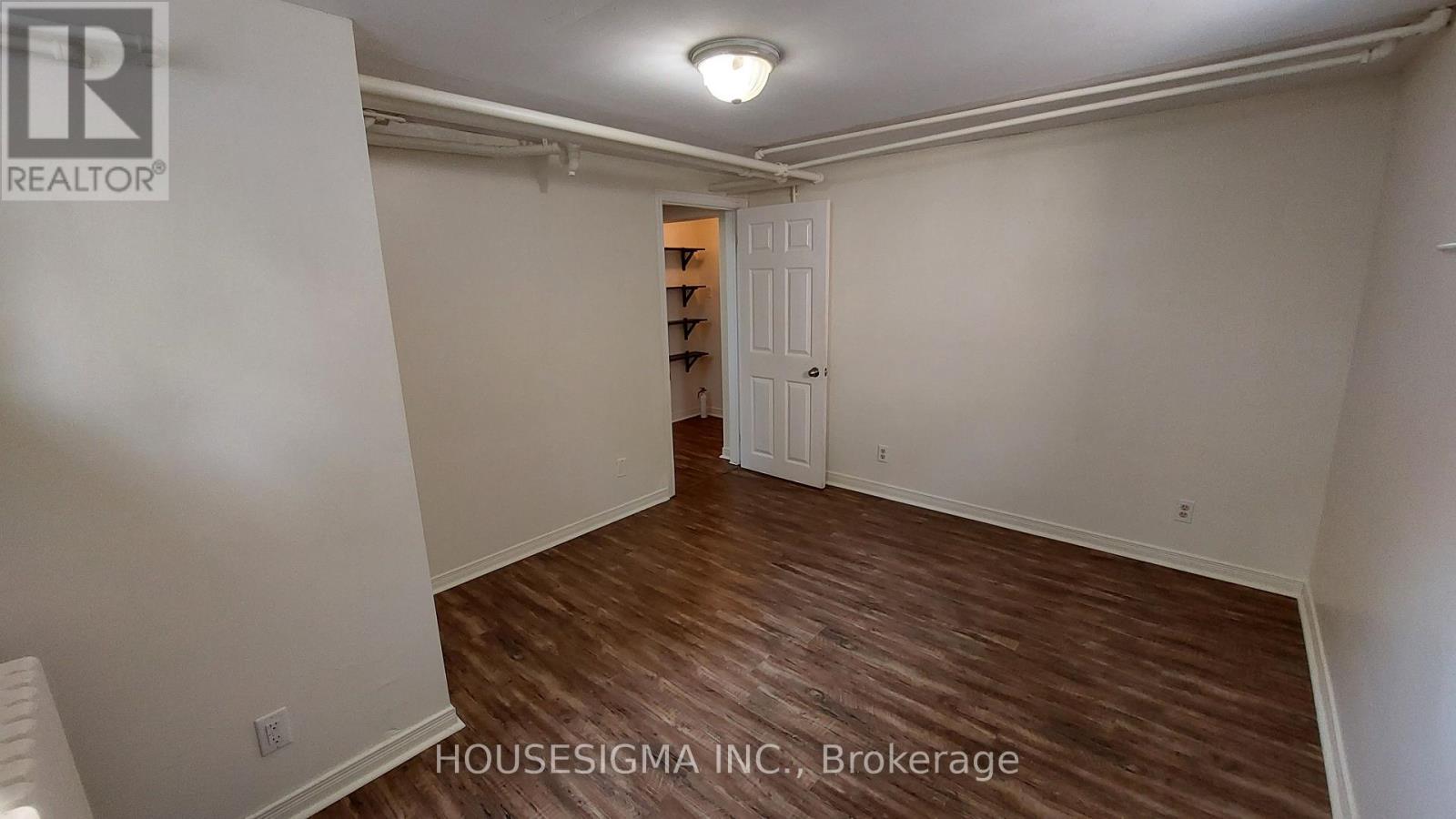 301 GIBBONS STREET - 44