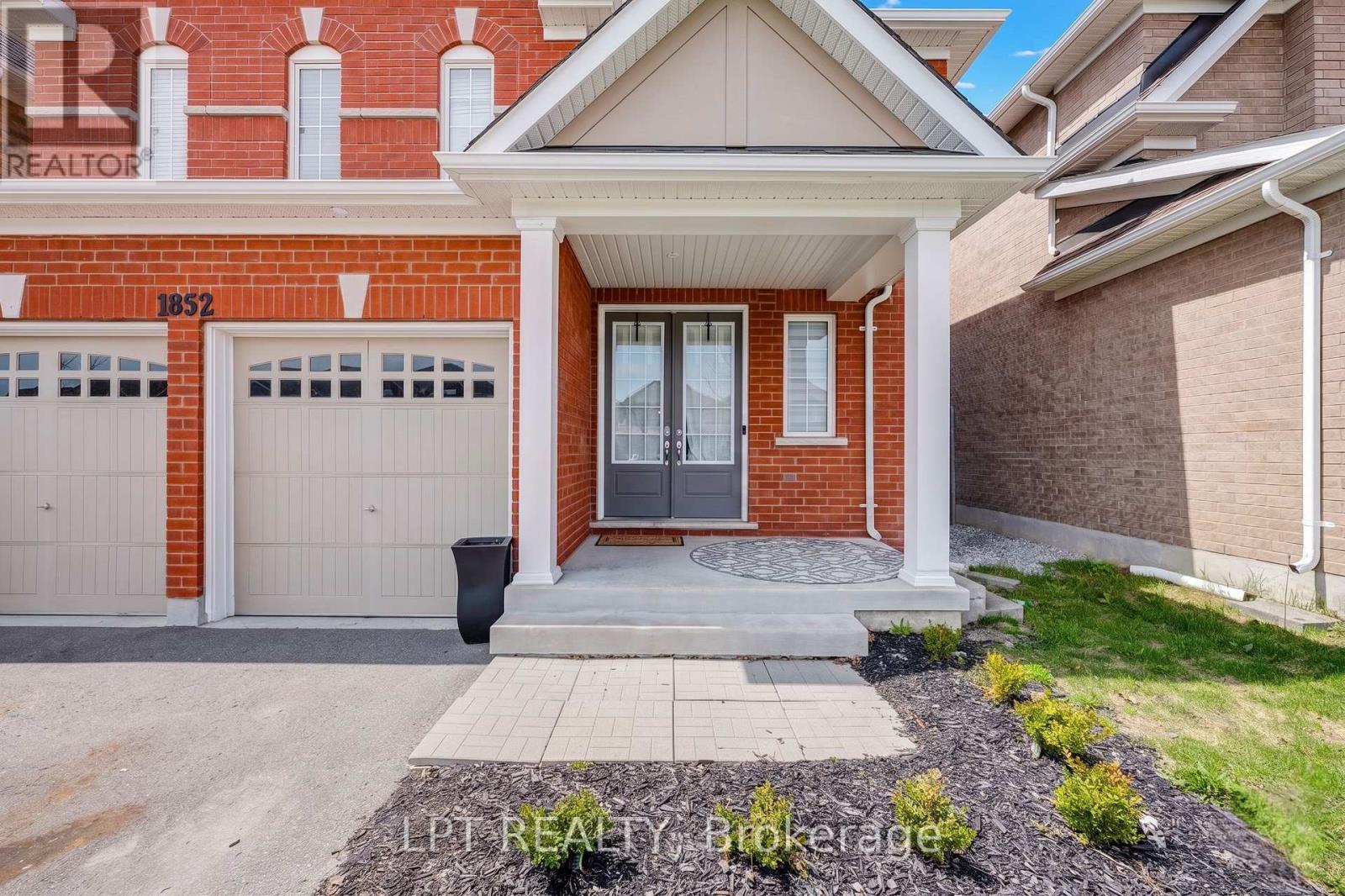 1852 GRANDVIEW STREET N - 3