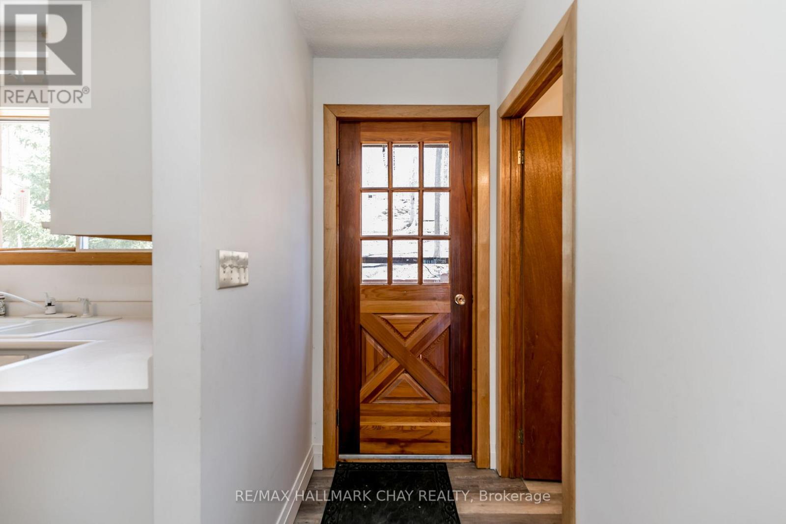 176 FARLAIN LAKE ROAD E - 13