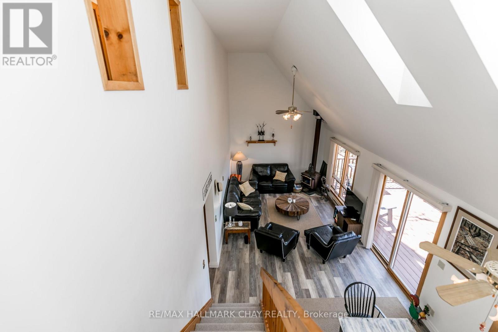 176 FARLAIN LAKE ROAD E - 25